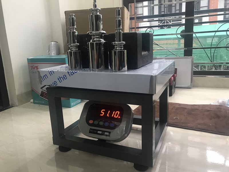can-ghe-100-200-300-500-kg-gia-bao-nhieu