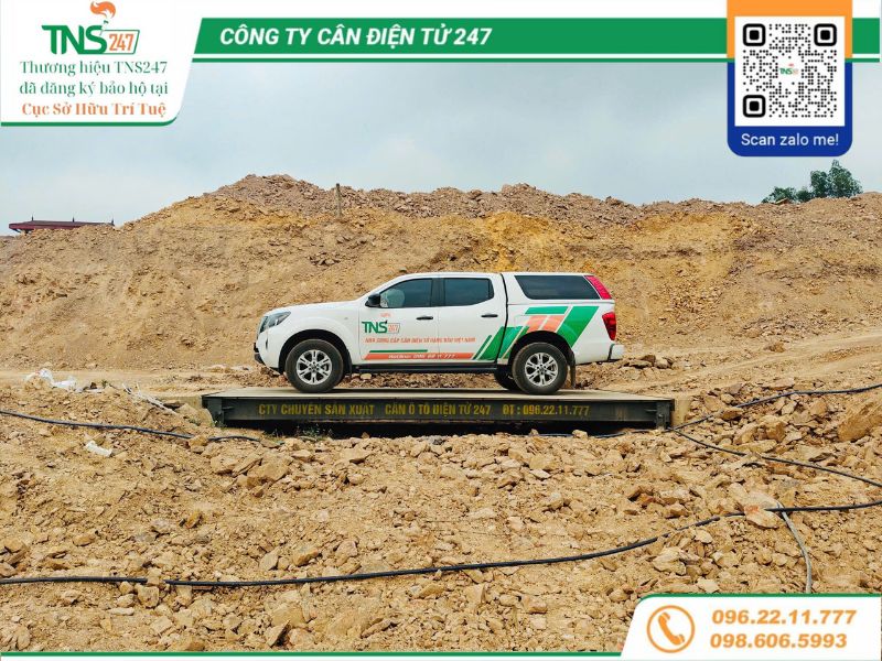 sua-chua-can-dien-tu-40-tan-bi-set-danh