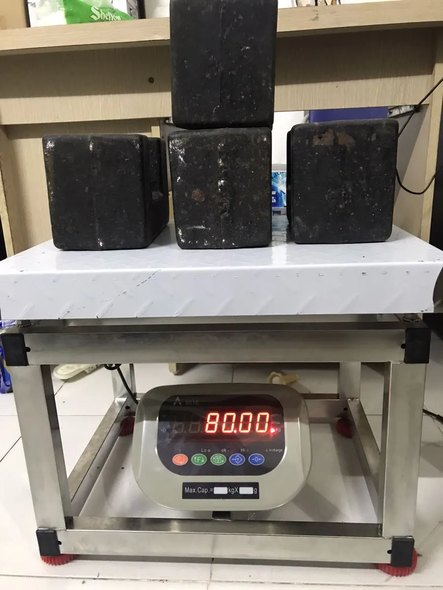 can-dien-tu-khung-inox-chong-nuoc-100kg-gia-re-tai-ha-noi