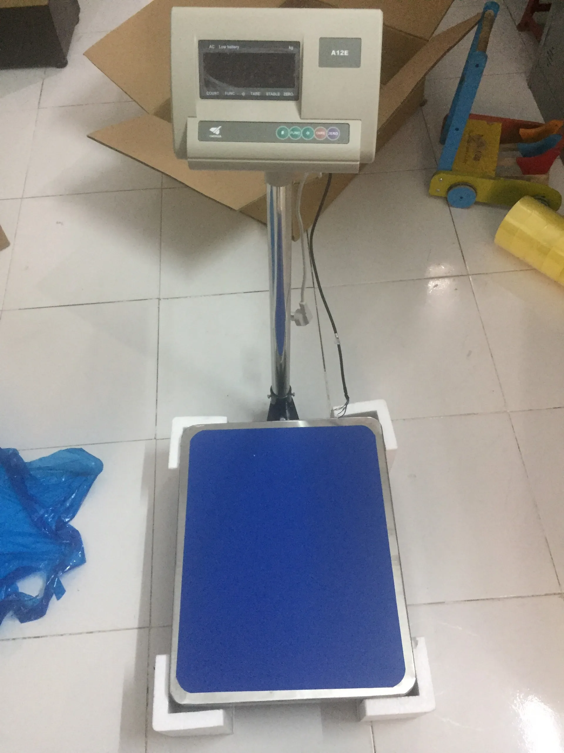 Cân bàn điện tử A12E 150kg