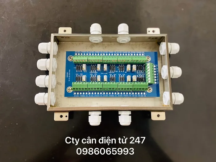Hộp cộng tín hiệu loadcell 8 đầu giá rẻ
